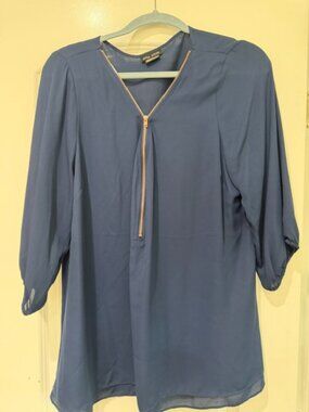CITY CHIC Women's plus size blouse, size M (18W)